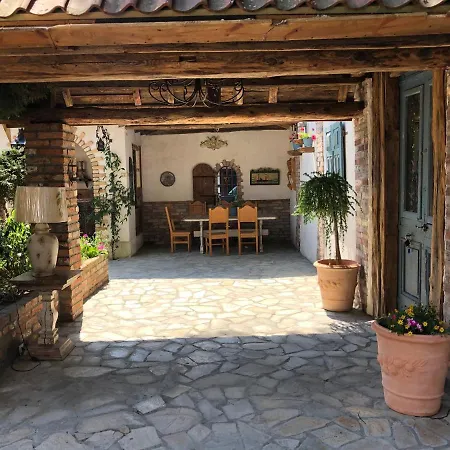 Paul's Fantasia Boutique