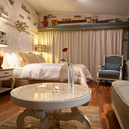 Paul's Fantasia Boutique Aparthotel