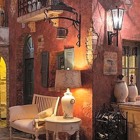 Paul's Fantasia Boutique Aparthotel