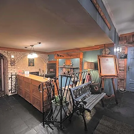 Paul's Fantasia Boutique Στσέτσιν