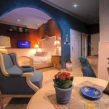Paul's Fantasia Boutique 4* Στσέτσιν